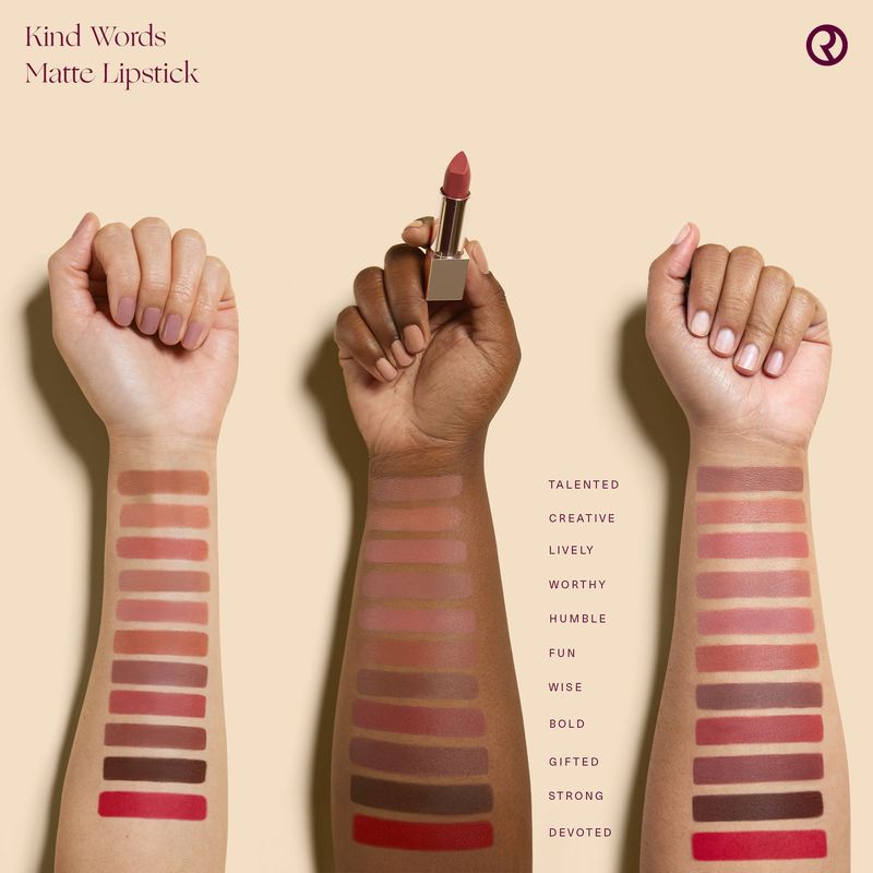 Labial-Kind-Words-Matte-Lipstick---Devoted_4