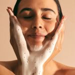 Espuma-Limpiadora-Equilibrante-con-BHA.JPG