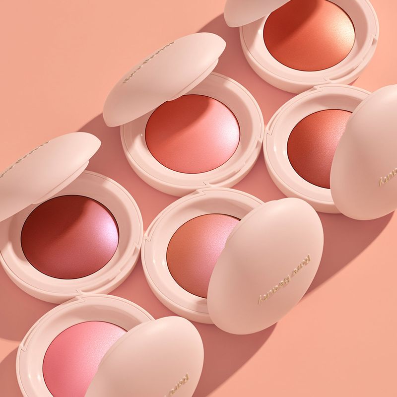 Rubor-Soft-Pinch-Luminous-Powder-Blush---Cheer_4