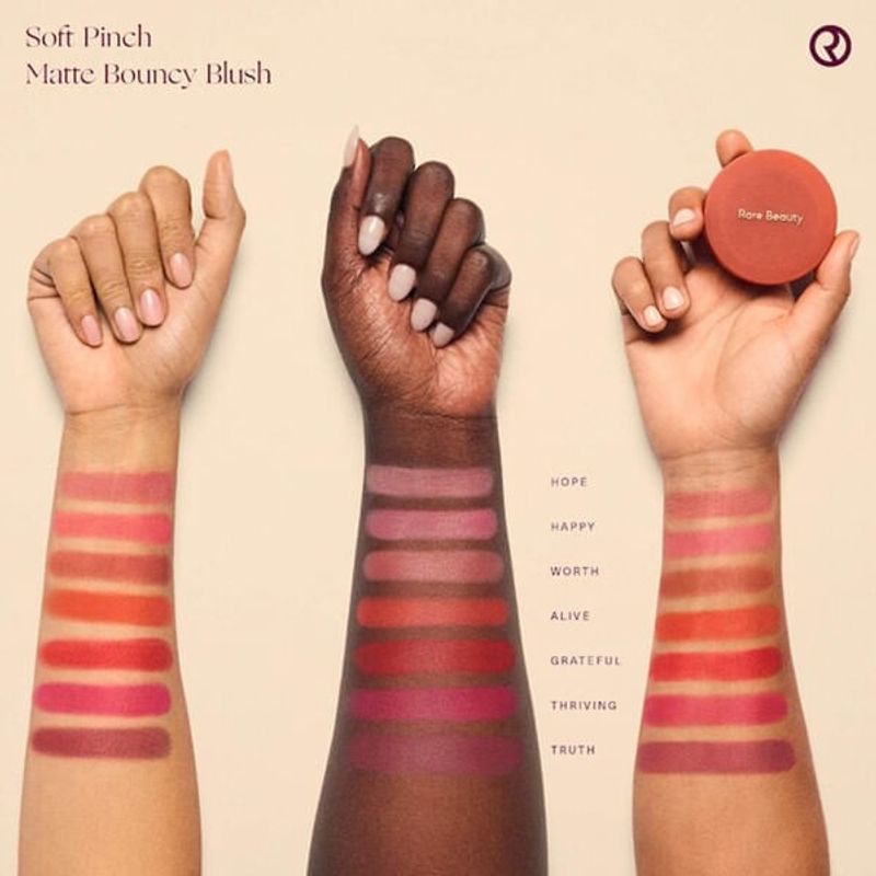Rubor-Soft-Pinch-Matte-Bouncy-Blush---Happy-4