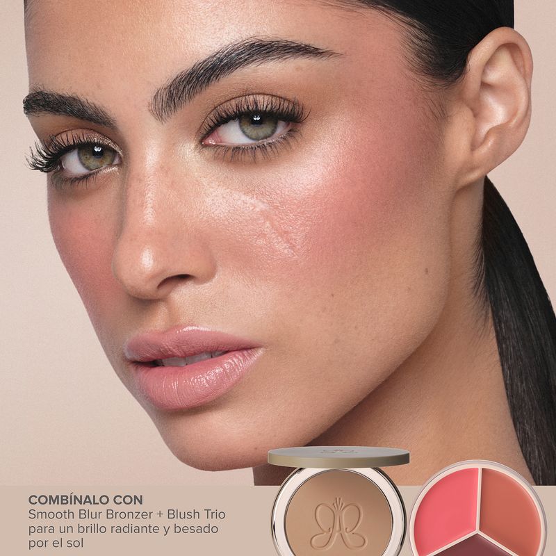 Smooth-Blur-Bronzer_pairwith_rev_1500x1500