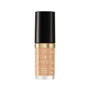 Mini Corrector Born This Way Super Coverage Multi-Use Sculpting Concealer Travel Size
